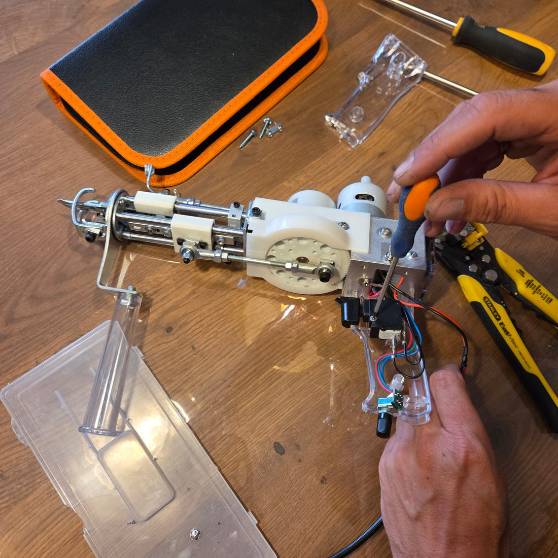 tufting gun machine onderhoud en reparatie bij Tufting Stuff by Mattimat